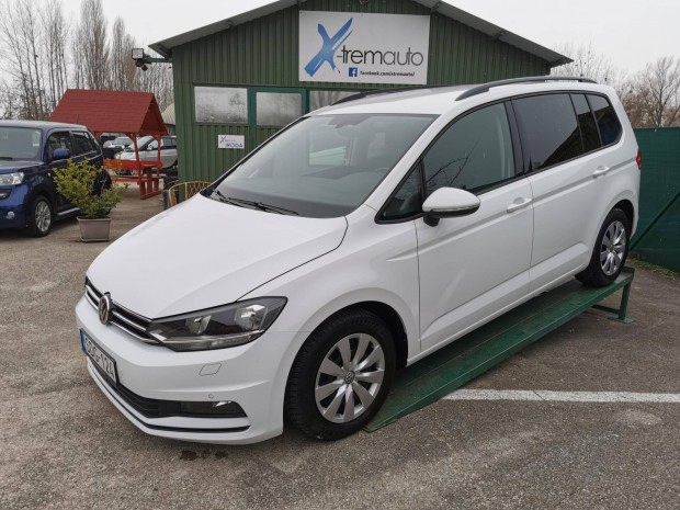 Volkswagen Touran 1.5 TSI ACT Comfortline [7 sz...